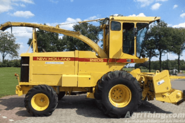 New Holland 2205