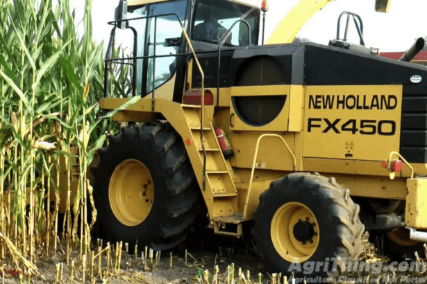 FX 450 with Oat Silage Cutter
