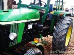 Tractor Johndeere 720