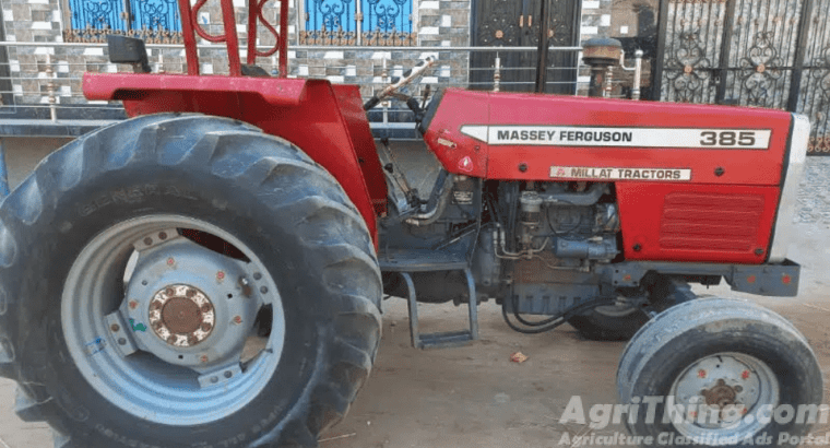 Massey Ferguson 385 tractor