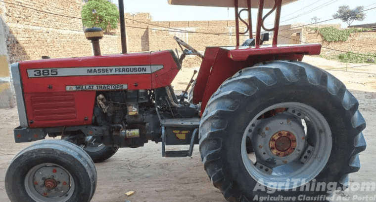 Massey Ferguson 385 tractor