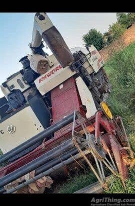 FM WORLD COMBINE HARVESTER