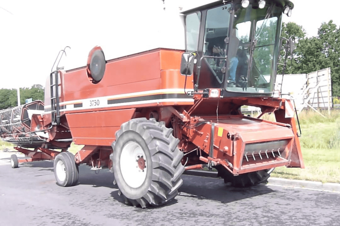 Laverda 3750 Combine Harvester | Helpful Guide