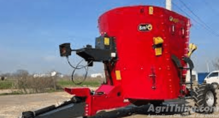 Vertical Feed Mixer Wagon (2 M6 To 2 M12...