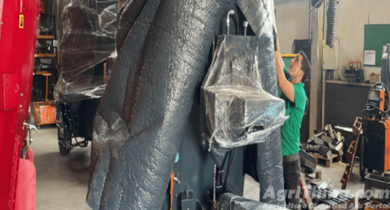 Vertical Feed Mixer Wagon (2 M6 To 2 M12)